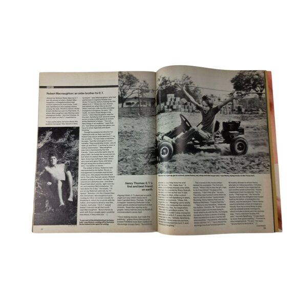 People Weekly Magazine August 23, 1982 E.T. The Extraterrestrial, John Travolta - Picture 4 of 9